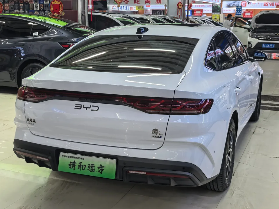 BYD Qin L DM Qin L DM 2025 Intelligent Driving Edition DM-i 120KM Leading Edition 2025 — thumbnail 2