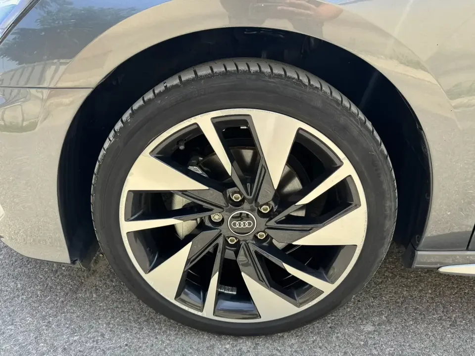 Audi A3 Audi A3 2023 A3L Limousine 35 TFSI Stylish Sports 2023 — thumbnail 3