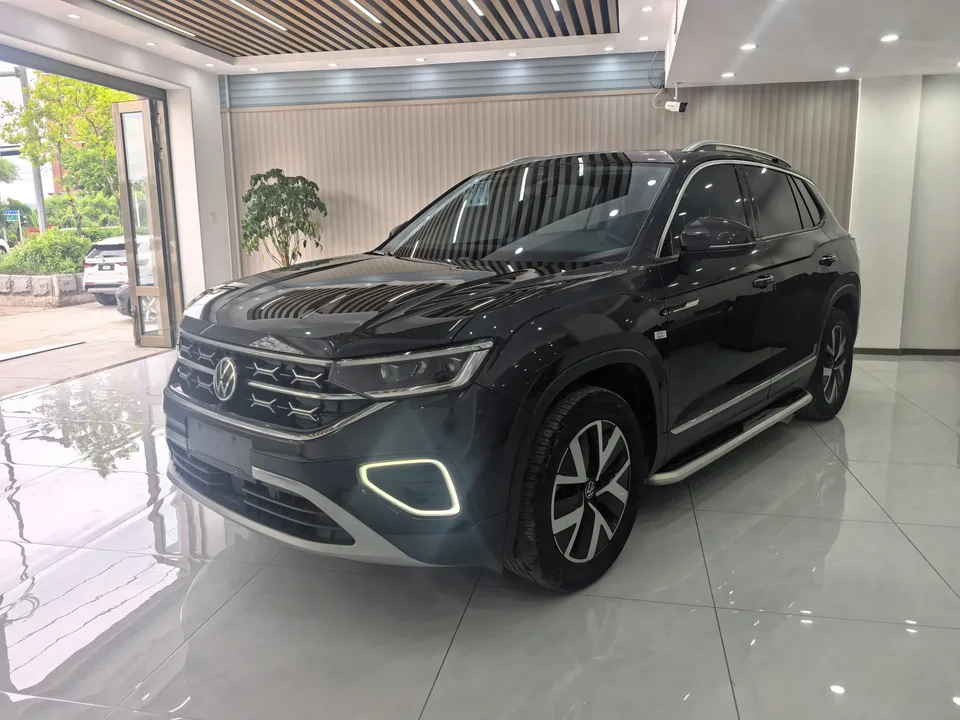 Volkswagen Tayron Tanyue 2023 280TSI 2WD Luxury Plus Advanced Edition 2023 — photo 1, buy with delivery to Moscow
