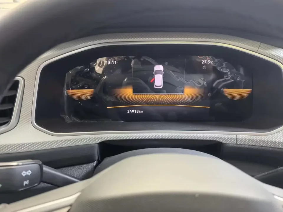 Volkswagen T-Roc TANG 2023 280TSI DSG Time Edition 2023 — thumbnail 5