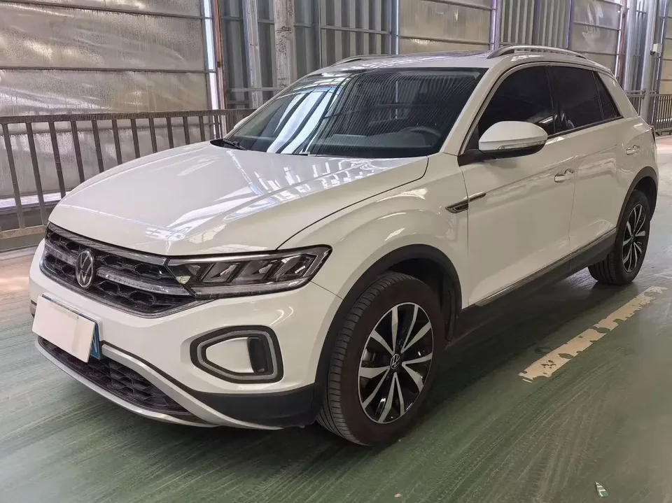 Volkswagen T-Roc TANG 2023 280TSI DSG Time Edition 2023 — photo 1, buy with delivery to Moscow