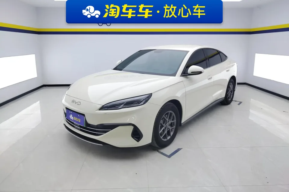 BYD Seal 06DM Seal 06DM 2024 DM-i 80KM Deluxe 2024 — photo 1, buy with delivery to Moscow