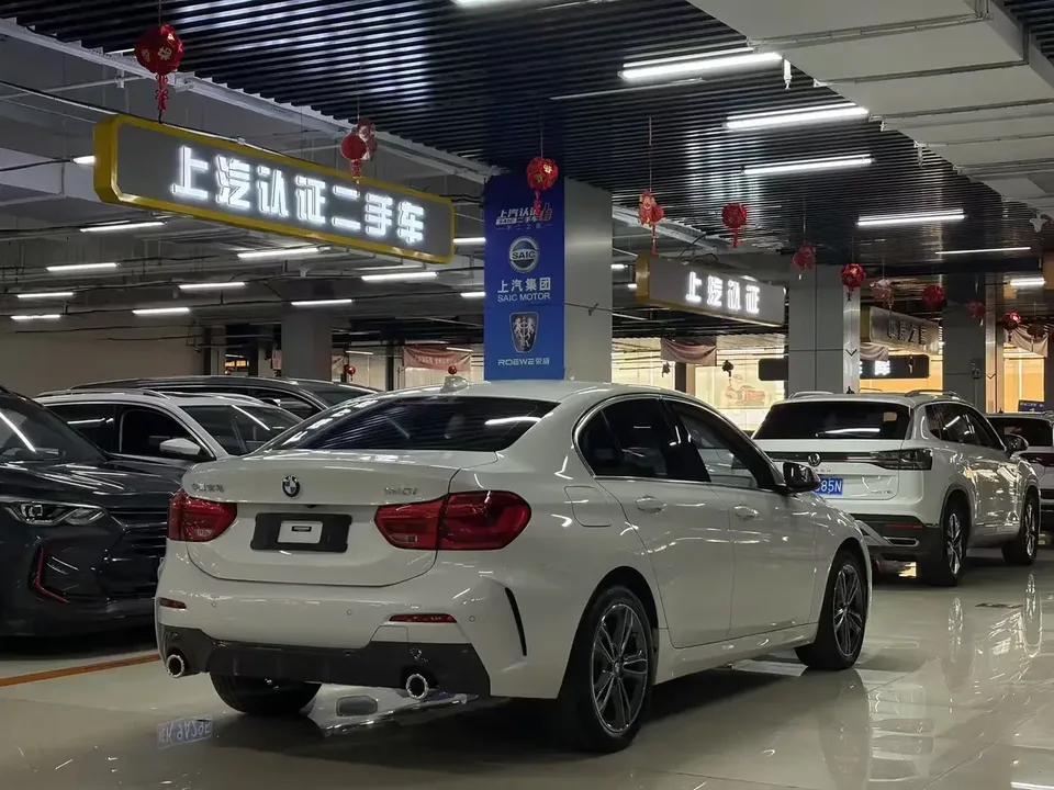 BMW 1 Series BMW 1 Series 2021 120i M Sport 2022 — thumbnail 2