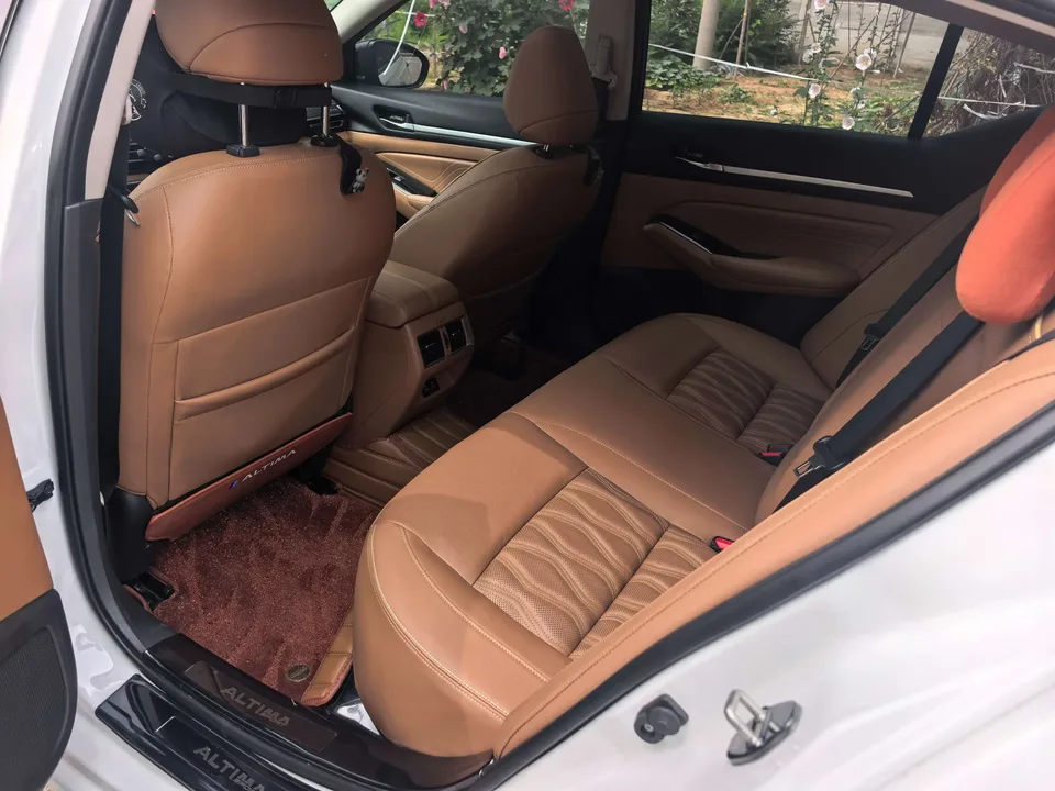Nissan Altima Sound of nature 2022 2.0L XL-Upr Premium Edition 2023 — thumbnail 5