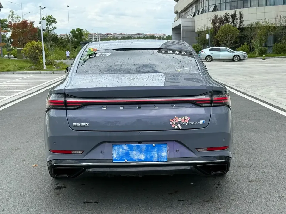 Geely Preface Xing Rui 2024 Hybrid 1.5TD Tiangong Edition 2023 — thumbnail 2