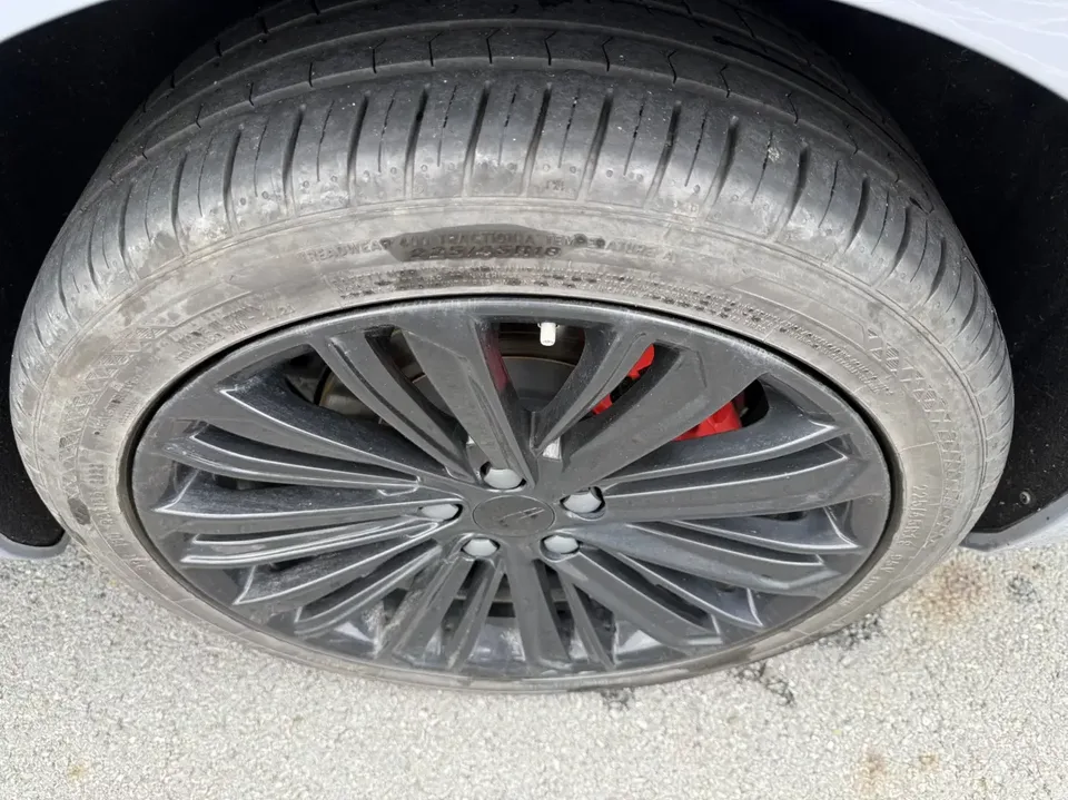 Geely Preface Xing Rui 2024 Hybrid 1.5TD Tiangong Edition 2023 — thumbnail 3