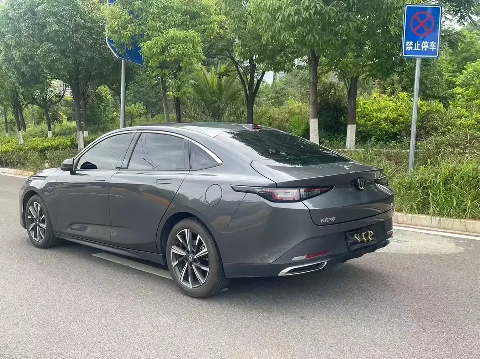 Changan Eado Yida 2023 1.5T GDI Automatic Premium 2024 — thumbnail 2