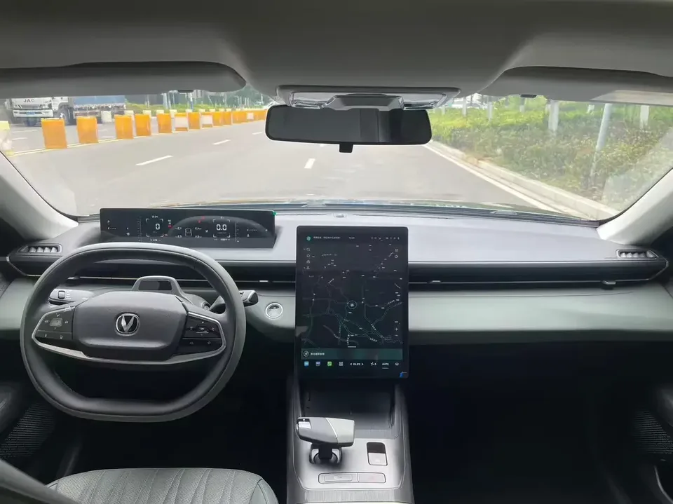 Changan Yida Yida 2023 1.5T GDI Automatic Premium 2024 — thumbnail 5