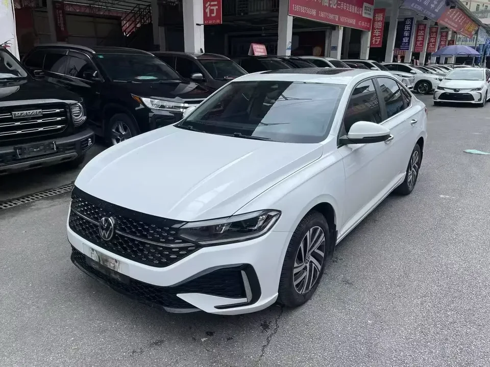 Volkswagen Lavida Lavida 2023 Modified 1.5L Automatic Starry Sky 5 Million Edition 2024 — photo 1, buy with delivery to Moscow