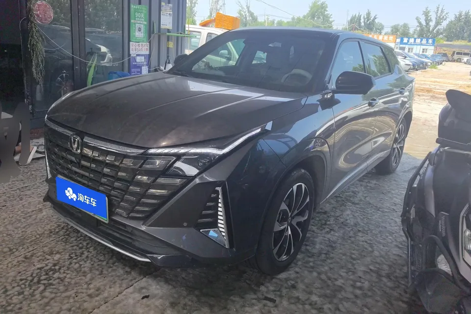 Changan UNI-Z PHEV Changan UNI-Z PHEV 2024 Blue Whale iDD 125KM Beyond 2024 — photo 1, buy with delivery to Moscow