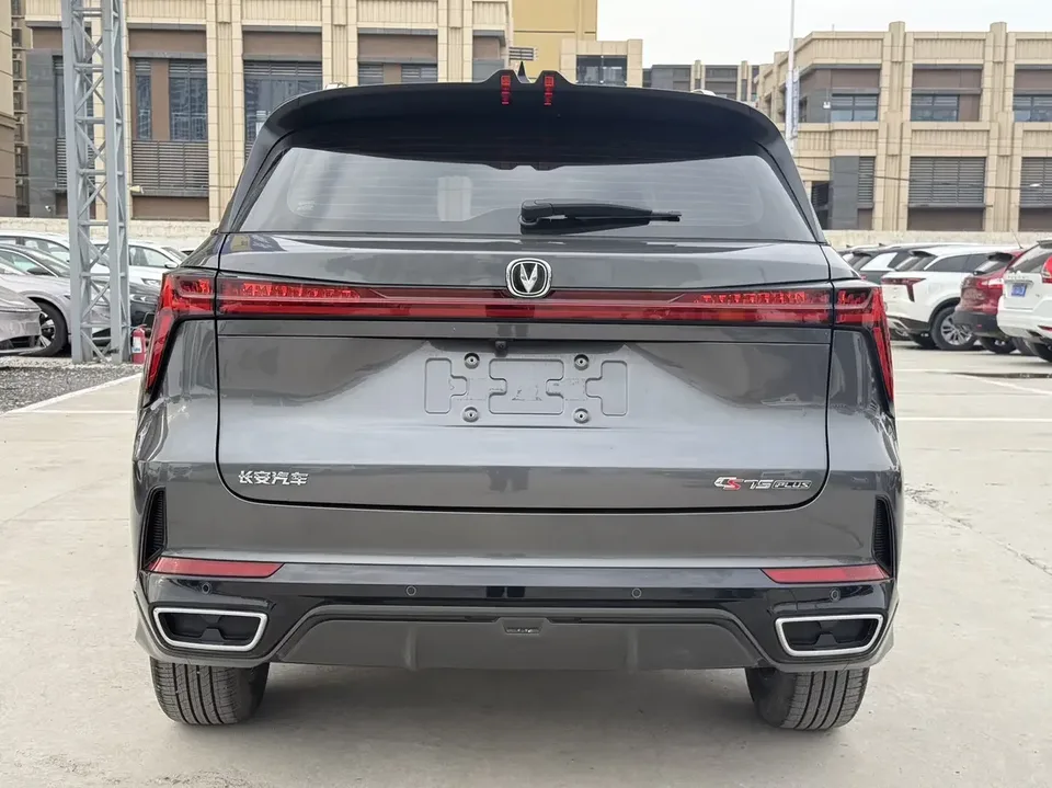 Changan CS75PLUS Changan CS75 PLUS 2024 The third generation champion version 1.5T automatic intelligent driving strong navigation 2025 — thumbnail 5