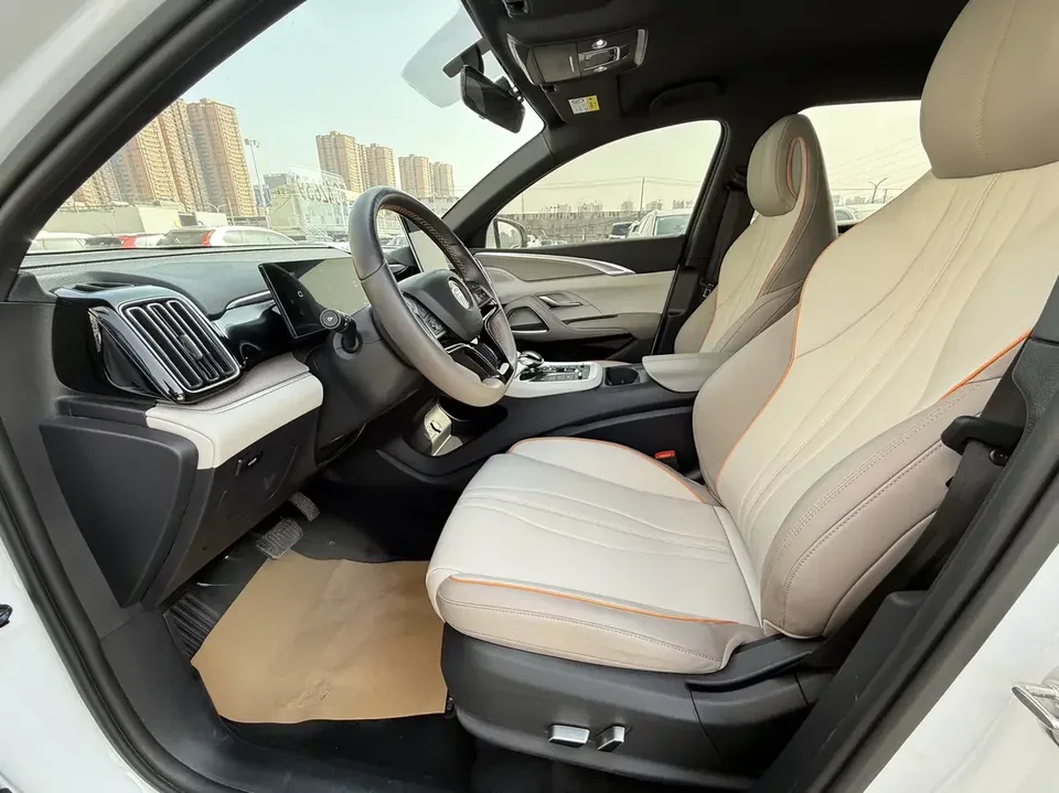 BYD Song Pro DM Song Pro DM 2024 DM-i Honor Edition 71km Pilot Edition 2025 — thumbnail 4
