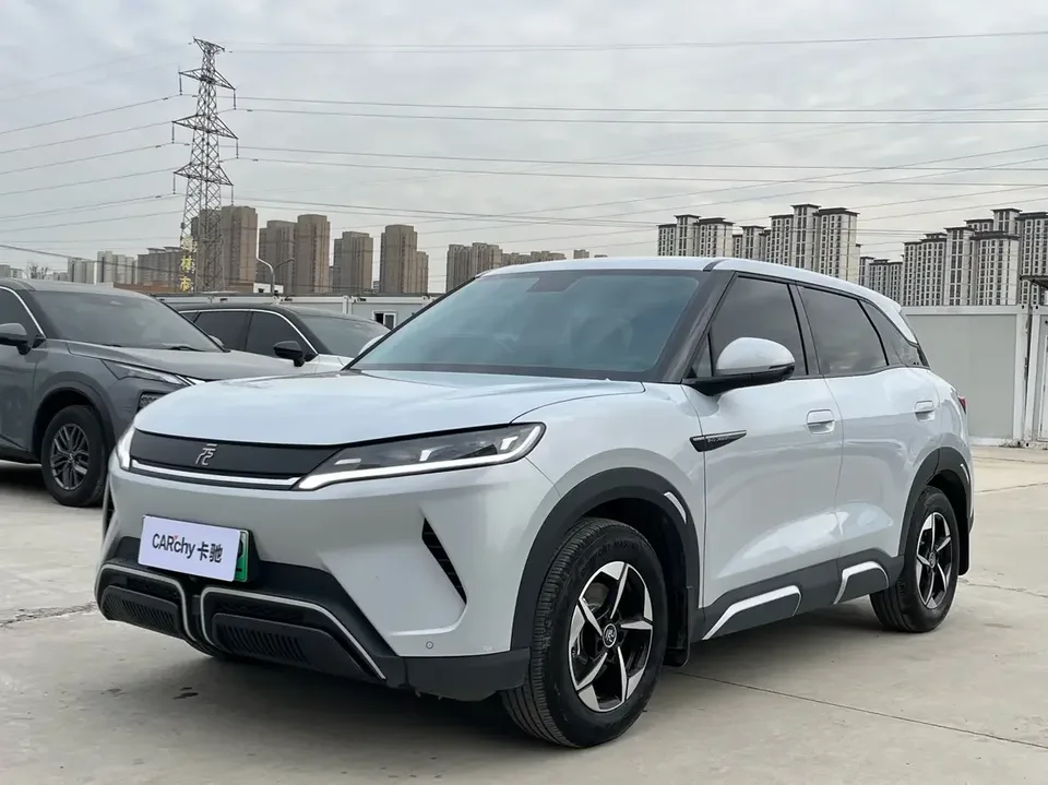 BYD Yuan Up Yuan UP 2024 401KM Leading Type 2025 — photo 1, buy with delivery to Moscow