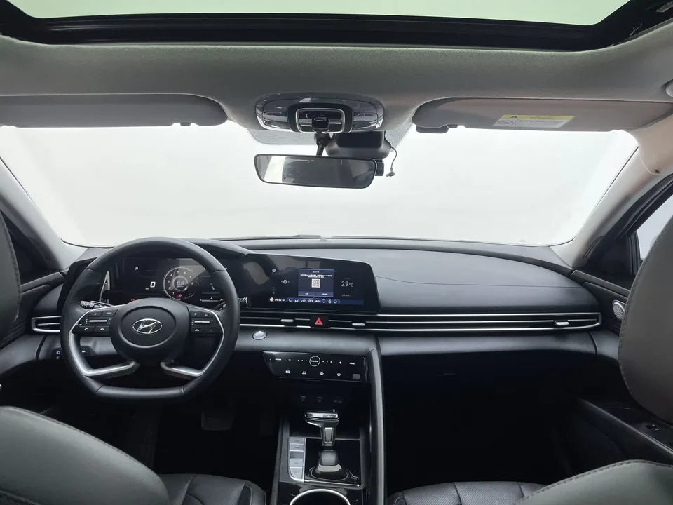Hyundai Elantra Elantra 2022 1.5L CVT LUX Premium Edition 2022 — thumbnail 5