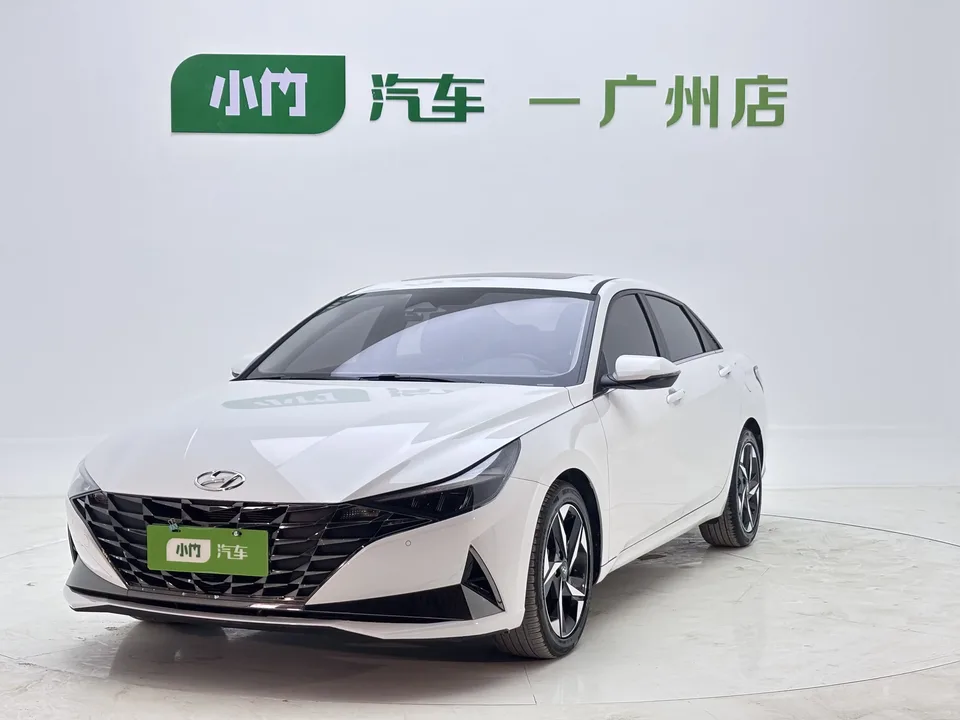 Hyundai Elantra Elantra 2022 1.5L CVT LUX Premium Edition 2022 — photo 1, buy with delivery to Moscow