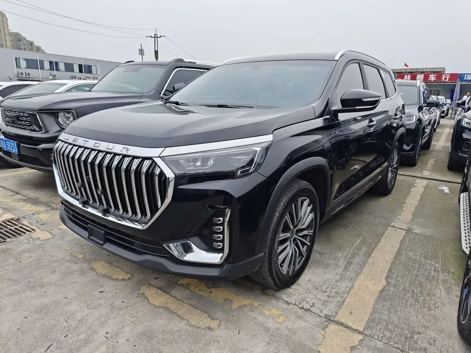Jetour Jietu X90 PLUS Jietu X90 PLUS 2025 Beyond Edition 1.6TD DCT Villa 2025 — photo 1, buy with delivery to Moscow