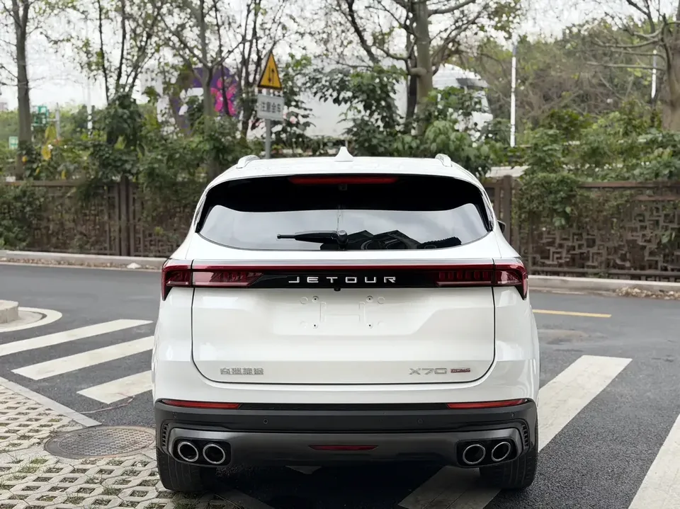 Jetour Jietu X70 PLUS Jietu X70 PLUS 2021 1.5T DCT 5-seater 2022 — thumbnail 2