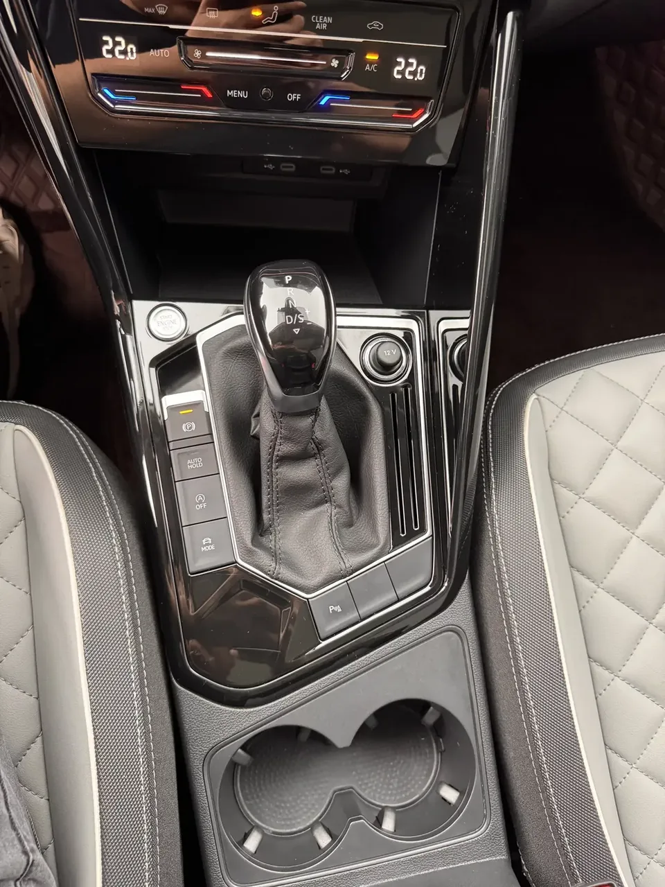 Volkswagen Tayron Tanyue 2023 280TSI 2WD Luxury Plus Advanced Edition 2023 — thumbnail 3