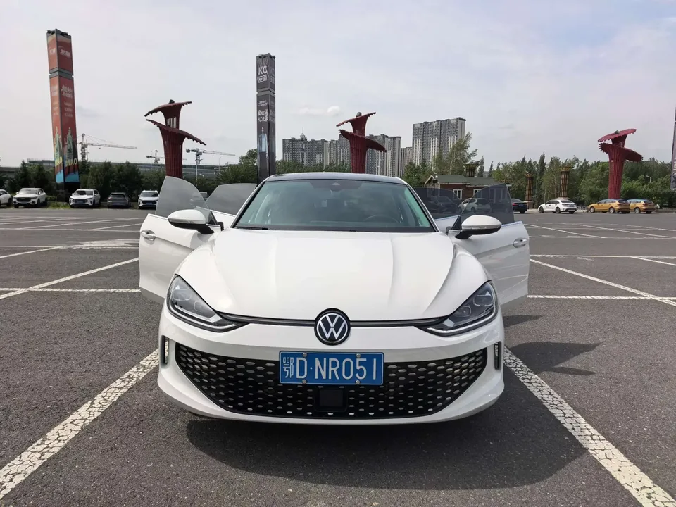 Volkswagen Lamando Lingdu 2023 Lingdu L 280TSI DSG Cool Edition 2023 — thumbnail 3