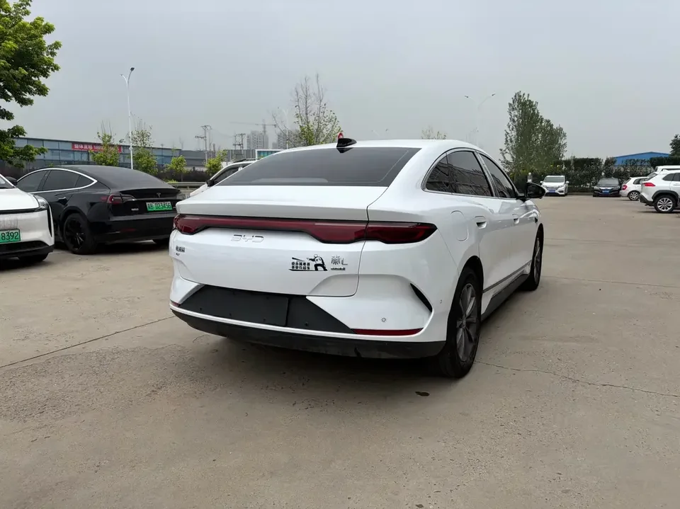 BYD Qin L EV Qin L EV 2025 470KM Leading Model 2025 — thumbnail 4