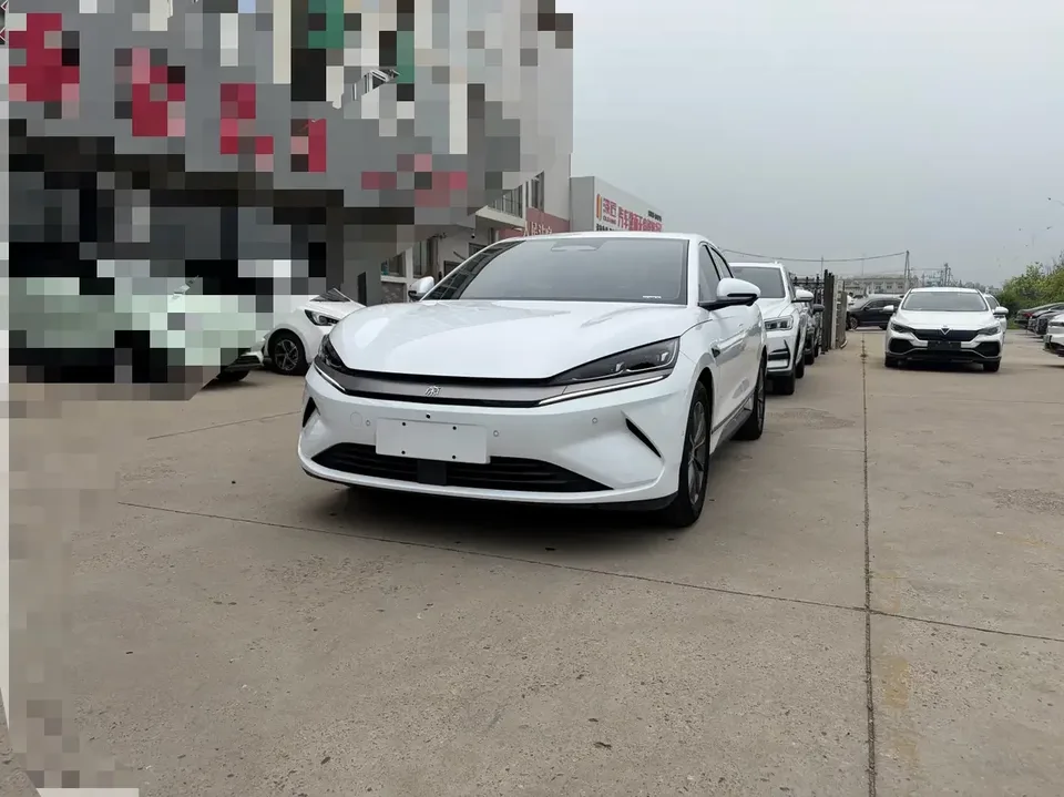 BYD Qin L EV Qin L EV 2025 470KM Leading Model 2025 — photo 1, buy with delivery to Moscow