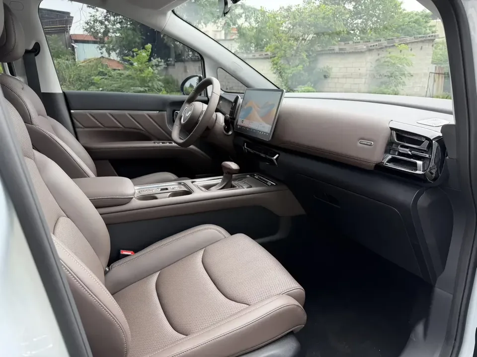 Wuling Starlight 730 Starlight 730 2025 1.5T CVT Elite 2026 — thumbnail 5