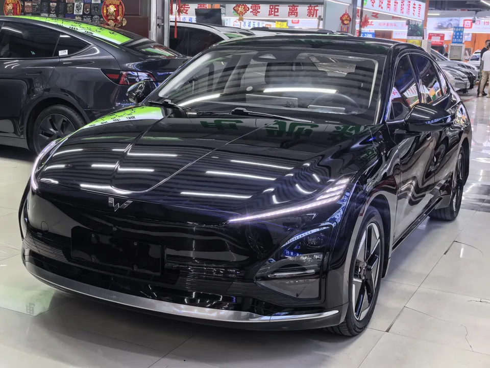 Wuling Starlight EV Wuling Starlight EV 2024 Co-creation version 510 advanced version 2024 — photo 1, buy with delivery to Moscow