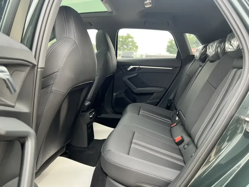 Audi A3 Audi A3 2023 Sportback 35 TFSI Stylish and sporty 2023 — миниатюра 4