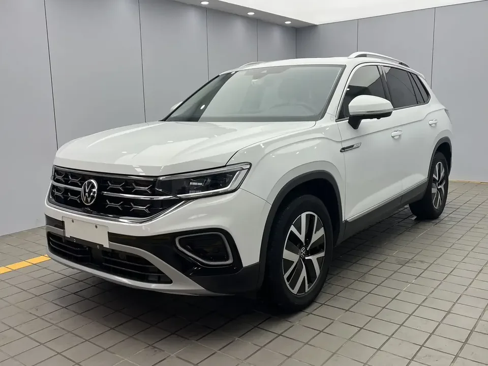 Volkswagen Tayron Tanyue 2023 280TSI 2WD Luxury Plus Advanced Edition 2023 — photo 1, buy with delivery to Moscow