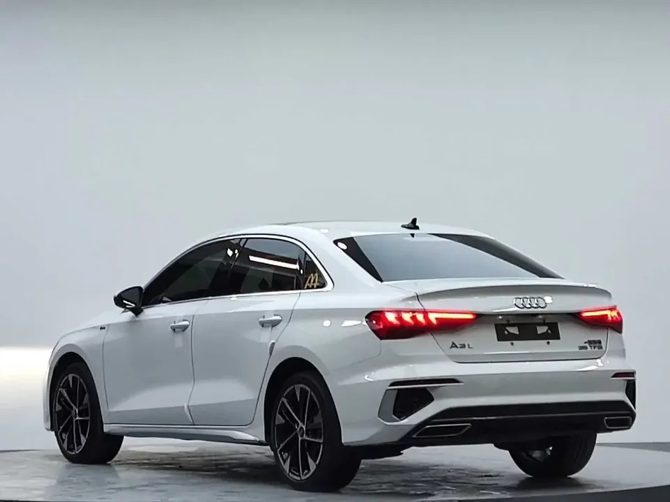 Audi A3 Audi A3 2022 A3L Limousine 35 TFSI Stylish Sports 2022 — thumbnail 2