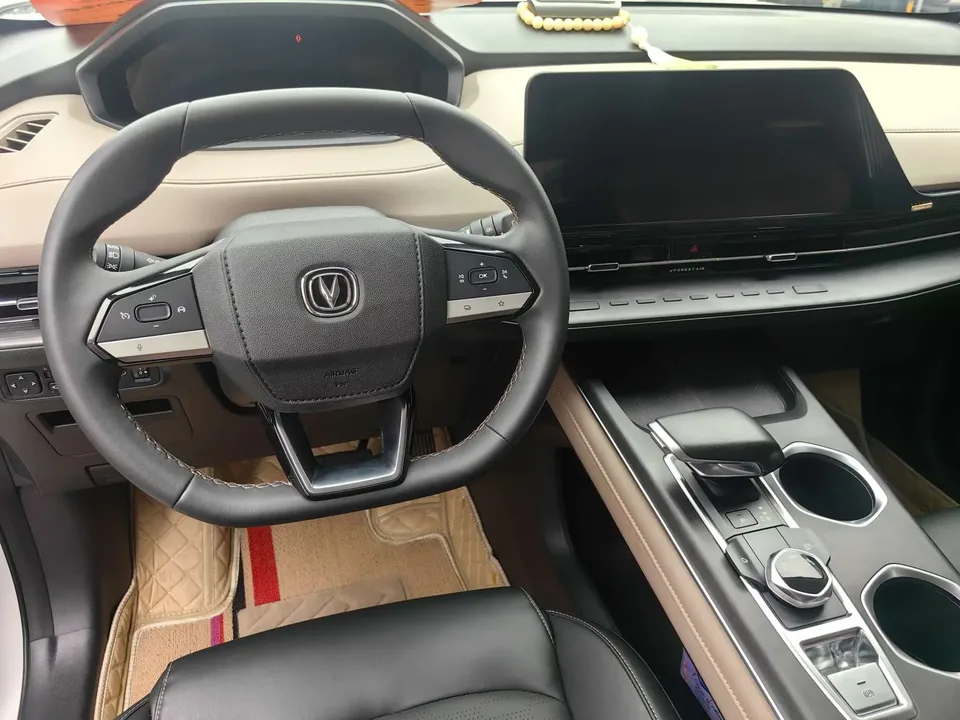 Changan CS55 Plus Changan CS55 PLUS 2022 Second generation 1.5T DCT pilot model 2023 — thumbnail 3