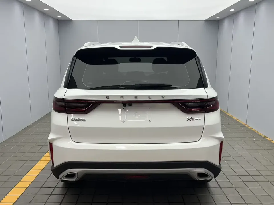 Geely Vision X6 Vision X6 2021 PRO 1.4T Automatic Premium 2022 — thumbnail 2