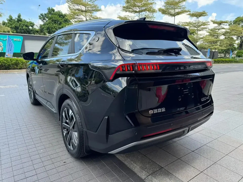 Jietu Shanhai JETOUR SHANHAI L7 JETOUR SHANHAI L7 2024 1.5TD DHT MAX+ 2024 — thumbnail 2
