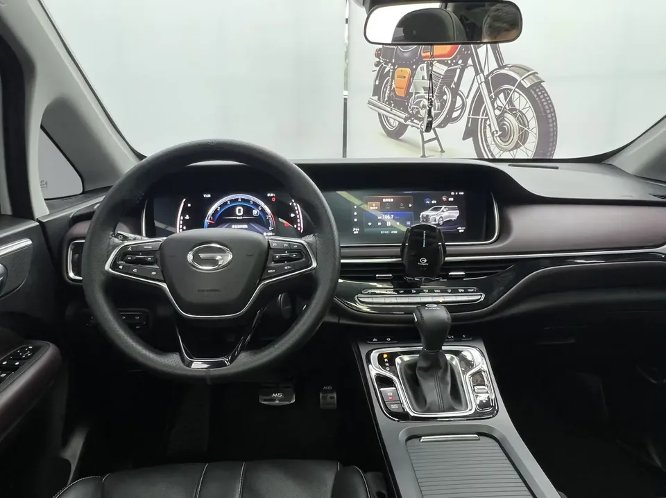 GAC Trumpchi M6 Trumpchi M6 2021 270T Automatic Premium Edition 7 Seaters 2022 — thumbnail 4