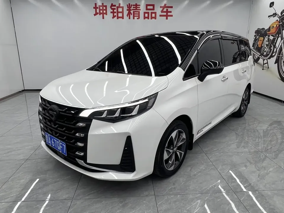 GAC Trumpchi M6 Trumpchi M6 2021 270T Automatic Premium Edition 7 Seaters 2022 — photo 1, buy with delivery to Moscow