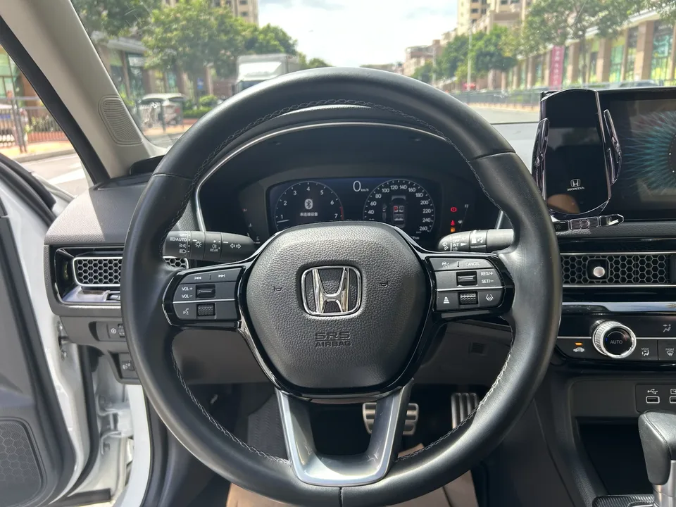 Honda Integra Style 2023 240TURBO CVT Phantom Night Deluxe Edition 2023 — миниатюра 3