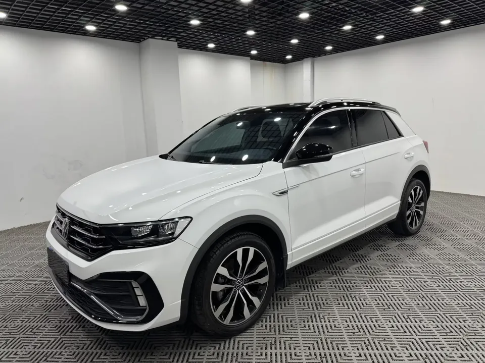 Volkswagen T-Roc TANG 2021 280TSI DSG 2WD R-Line Pro Smart Edition 2022 — фото 1, купить с доставкой в Москву