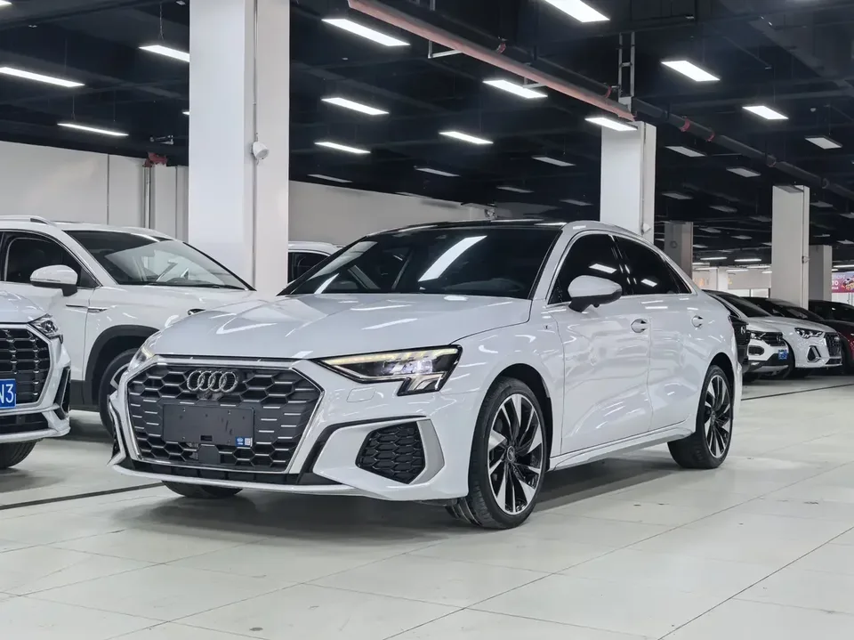Audi A3 Audi A3 2023 A3L Limousine 35 TFSI facelift: stylish and sporty 2023 — photo 1, buy with delivery to Moscow