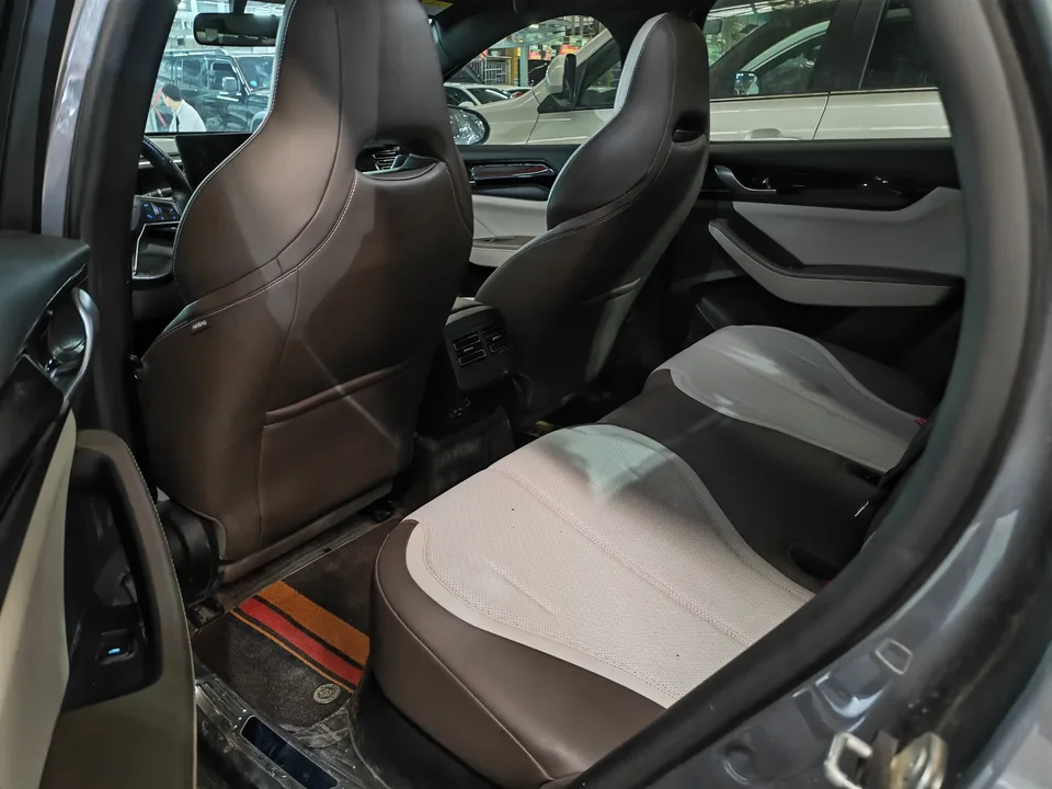 BYD Qin PLUS DM Qin PLUS DM 2024 Honor Edition DM-i 55KM Beyond 2024 — thumbnail 3