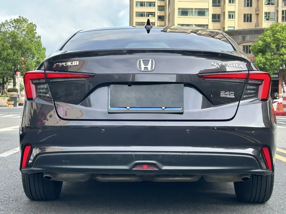 Honda Integra Style 2022 240TURBO CVT Deluxe Edition 2022 — миниатюра 2