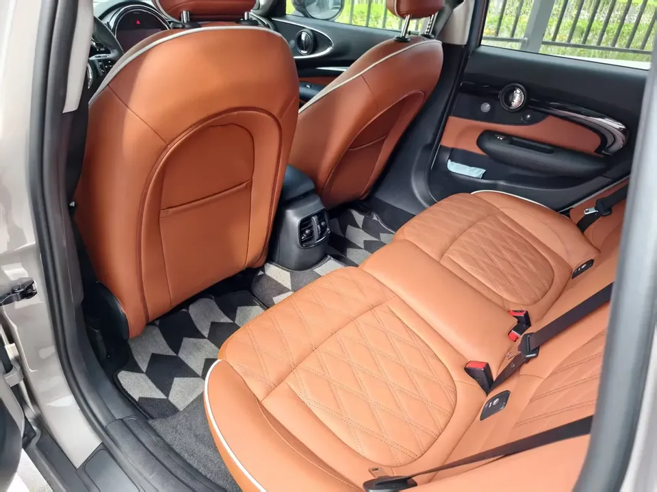 MINI Clubman MINI CLUBMAN 2023 1.5T COOPER Connoisseur 2023 — thumbnail 3