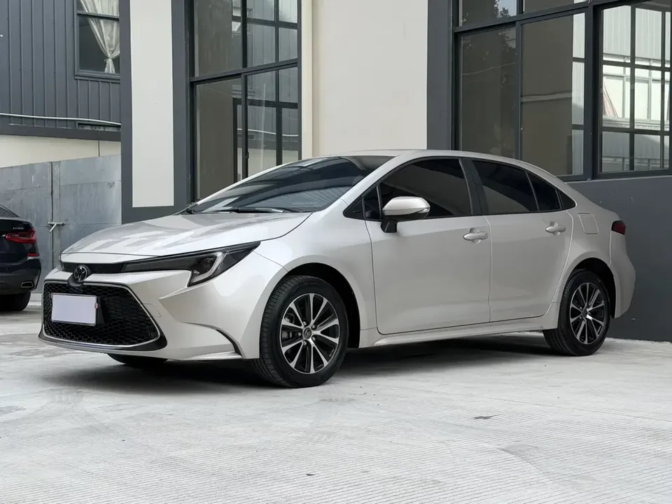 Toyota Levin Lei Ling 2023 185T Deluxe 2023 — photo 1, buy with delivery to Moscow