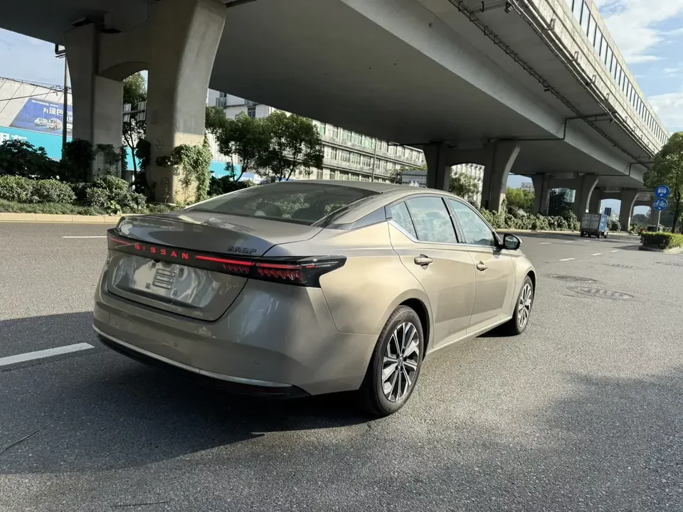 Nissan Altima Sound of nature 2026 HarmonyOS Cockpit 2.0L Intelligent Ultra-Comfort Edition 2025 — thumbnail 2