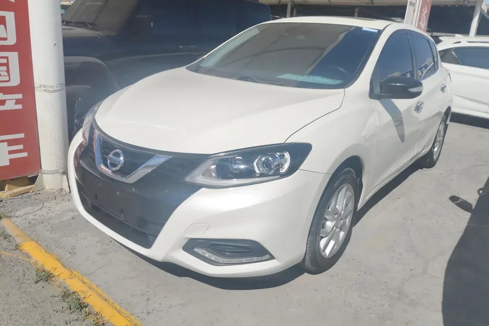 Nissan Tiida Tiida 2021 1.6L CVT Intelligent Travel Edition 2022 — фото 1, купить с доставкой в Москву