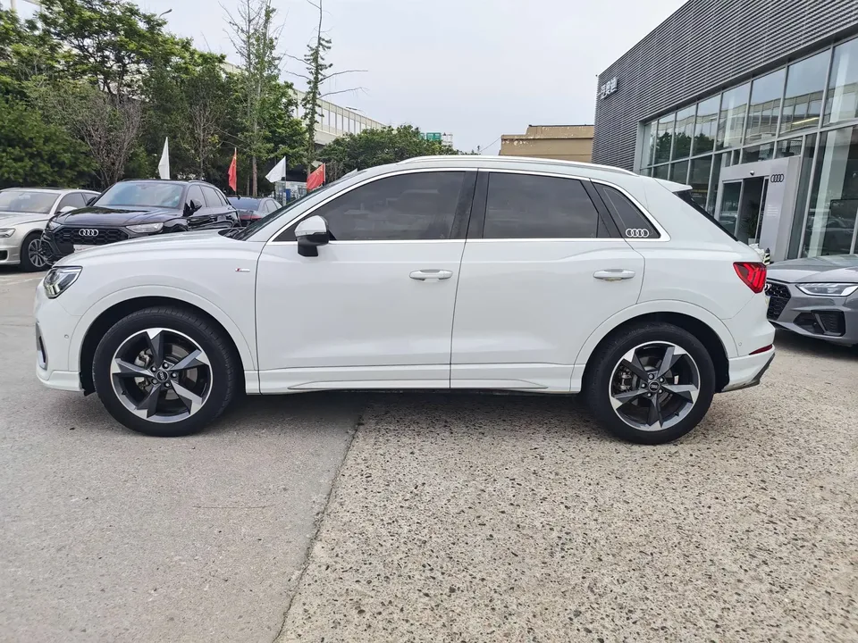 Audi Q3 Audi Q3 2022 35 TFSI Progressive Dynamic 2022 — thumbnail 4