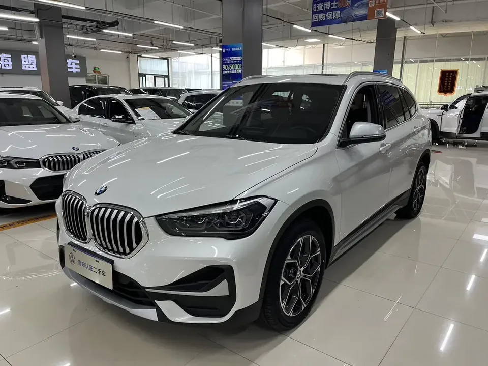 BMW X1 BMW X1 2022 sDrive20Li Fashion 2023 — фото 1, купить с доставкой в Москву