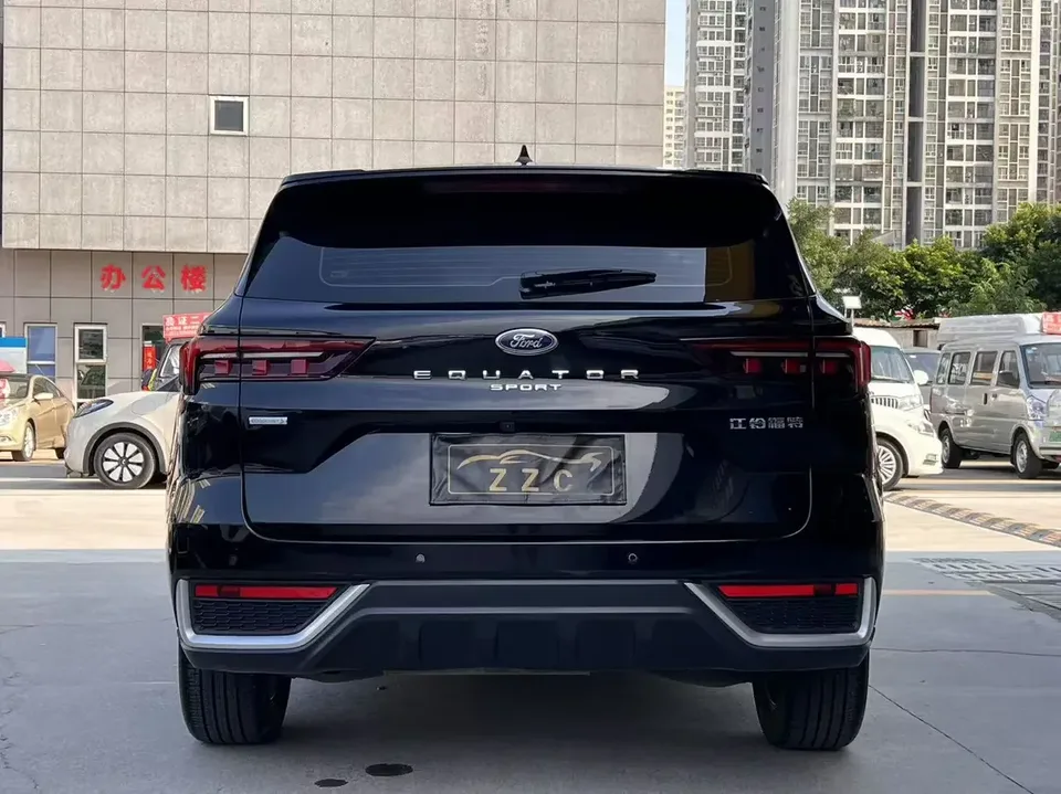 Ford Equator Sport Leading 2022 EcoBoost 170 Elite 2022 — миниатюра 2