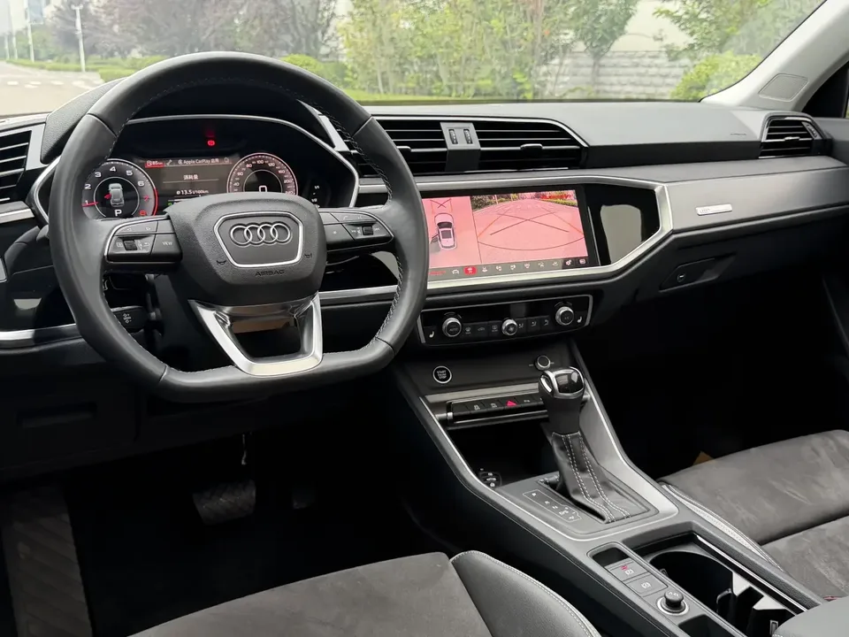 Audi Q3 Audi Q3 2022 35 TFSI Stylish Dynamic 2022 — thumbnail 3