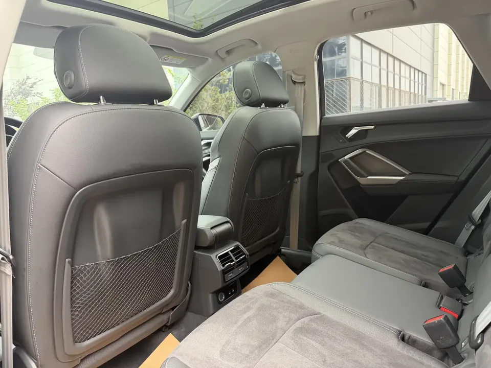 Audi Q3 Audi Q3 2022 35 TFSI Stylish Dynamic 2022 — thumbnail 4