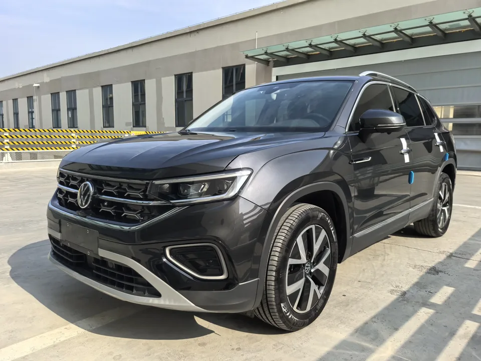 Volkswagen Tayron Tanyue 2023 280TSI 2WD Luxury Plus Advanced Edition 2023 — фото 1, купить с доставкой в Москву